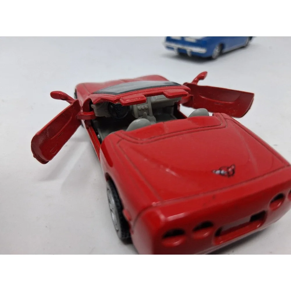 Ertl 1969 Camaro Z28 Blue & 1998 Corvette Red 1:43 Diecast Model Car Lot. W